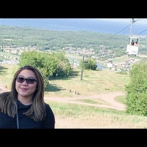 Meet your Posher, Nikki